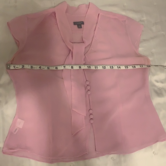 Ann Taylor, Silk blouse, button front with neck ties, pink, medium petite - Picture 6 of 7